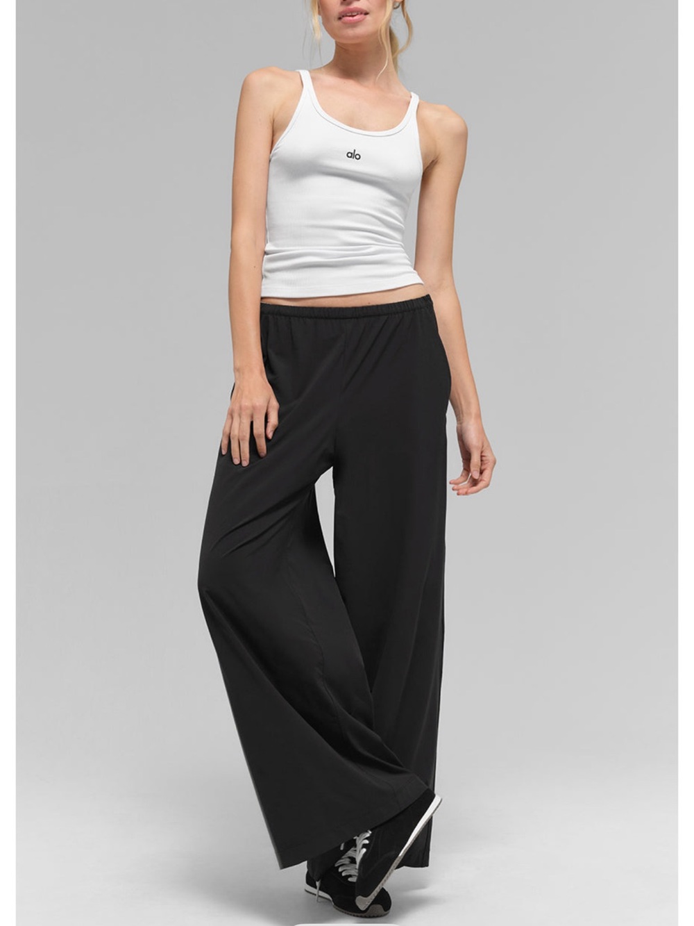 ALO Yoga Breezy Wide Leg in Candy Red